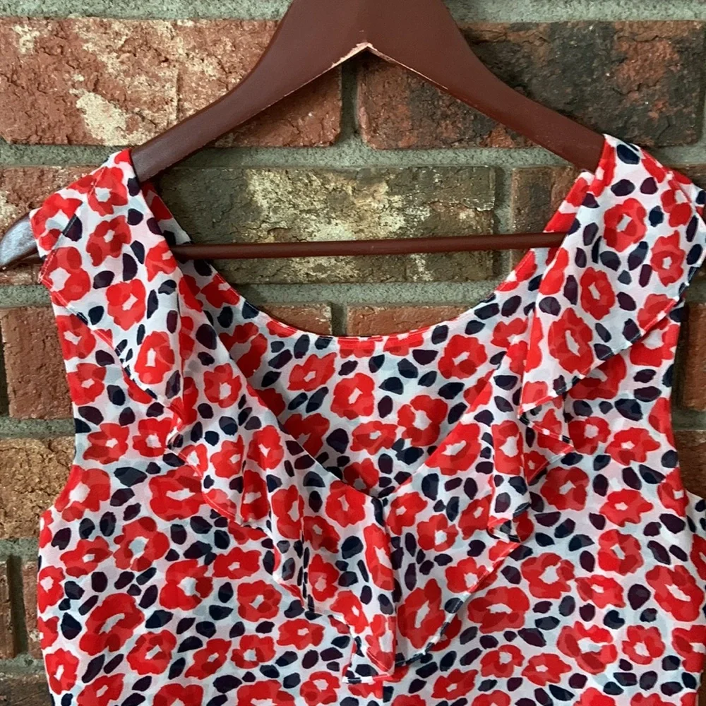 Cabi Red White Blue Floral Print Flipside Flowy Tank - Picture 4 of 5
